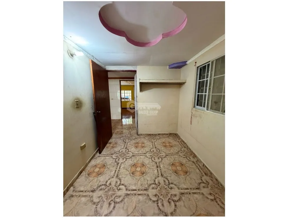 ARRAIJAN / EL TECAL / 3 HABITACIONES / 256 M2 / TERRAZA / ZONAS VERDES