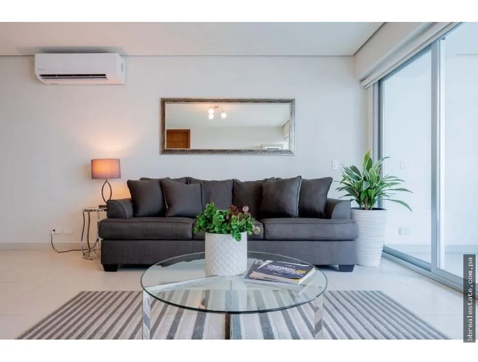 Venta de apartamento en P.H.  Parkside,  Costa del Este