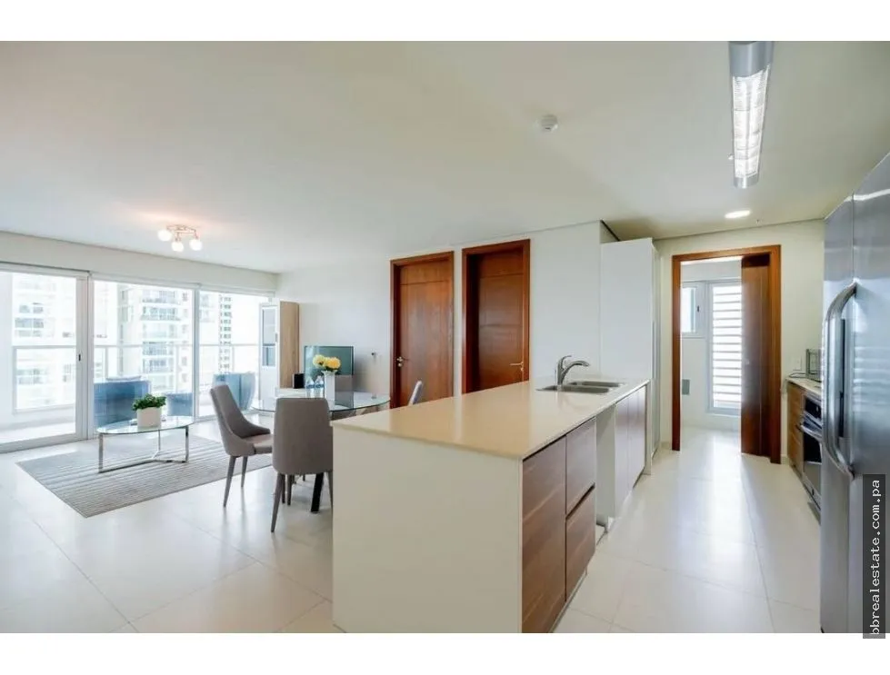 Venta de apartamento en P.H.  Parkside,  Costa del Este