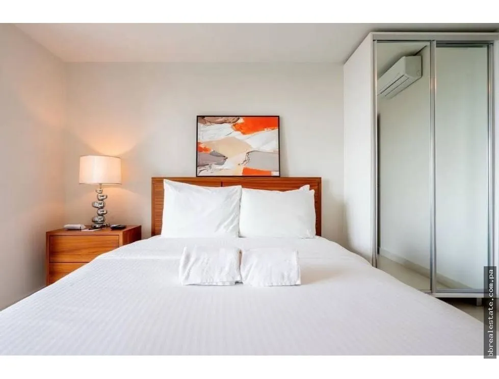 Venta de apartamento en P.H.  Parkside,  Costa del Este