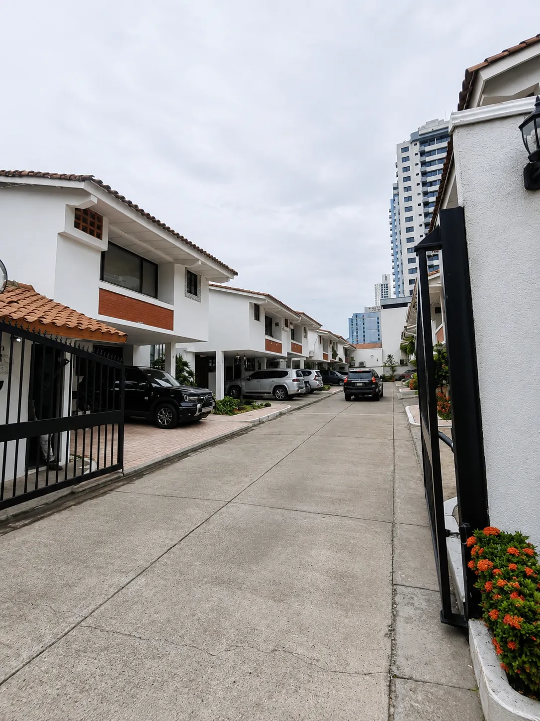 Duplex House for Sale, San Francisco, Panama