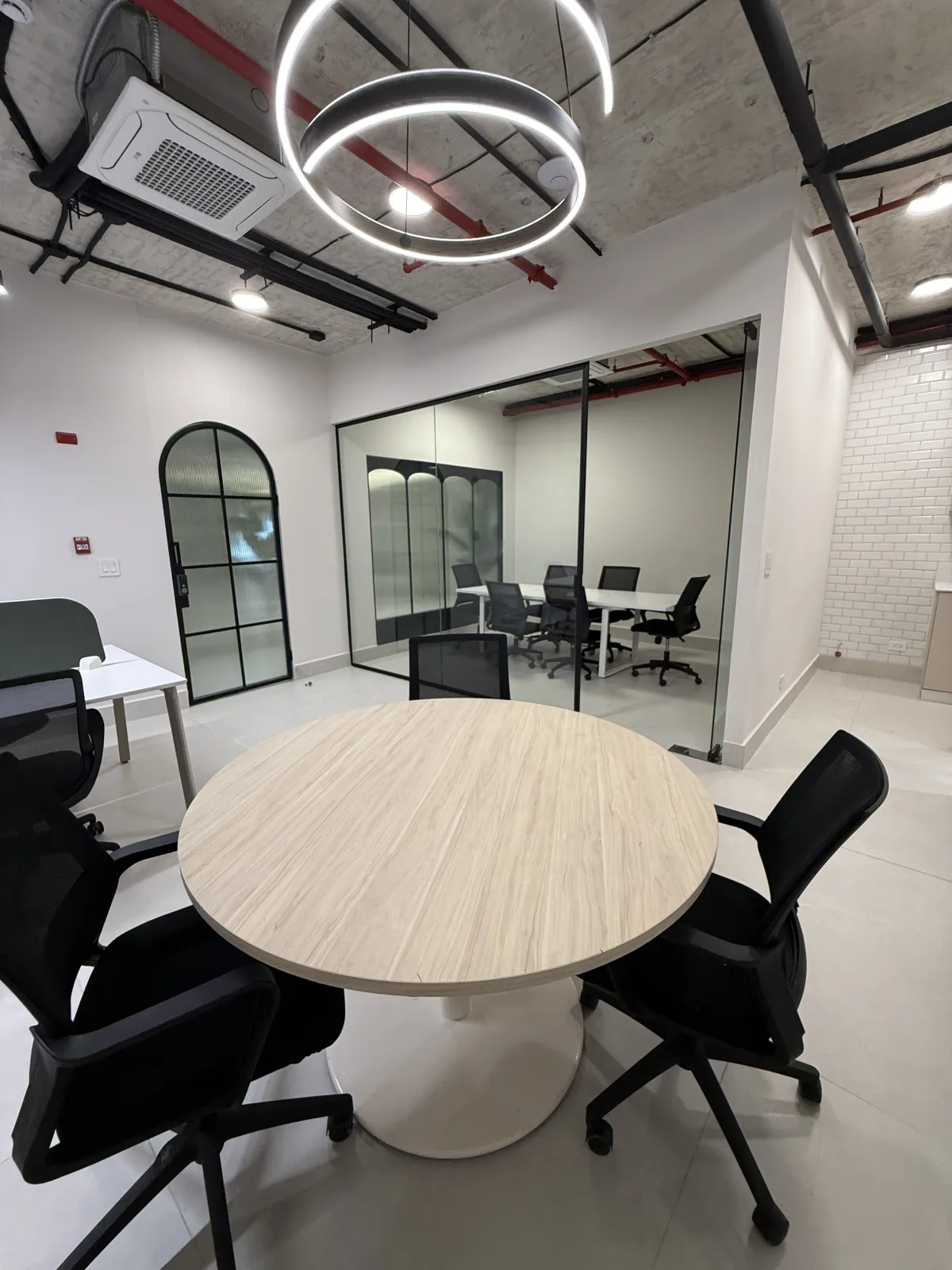 Furnished Executive Office in PH Financial Park, Costa del Este - Ready for Occupancy