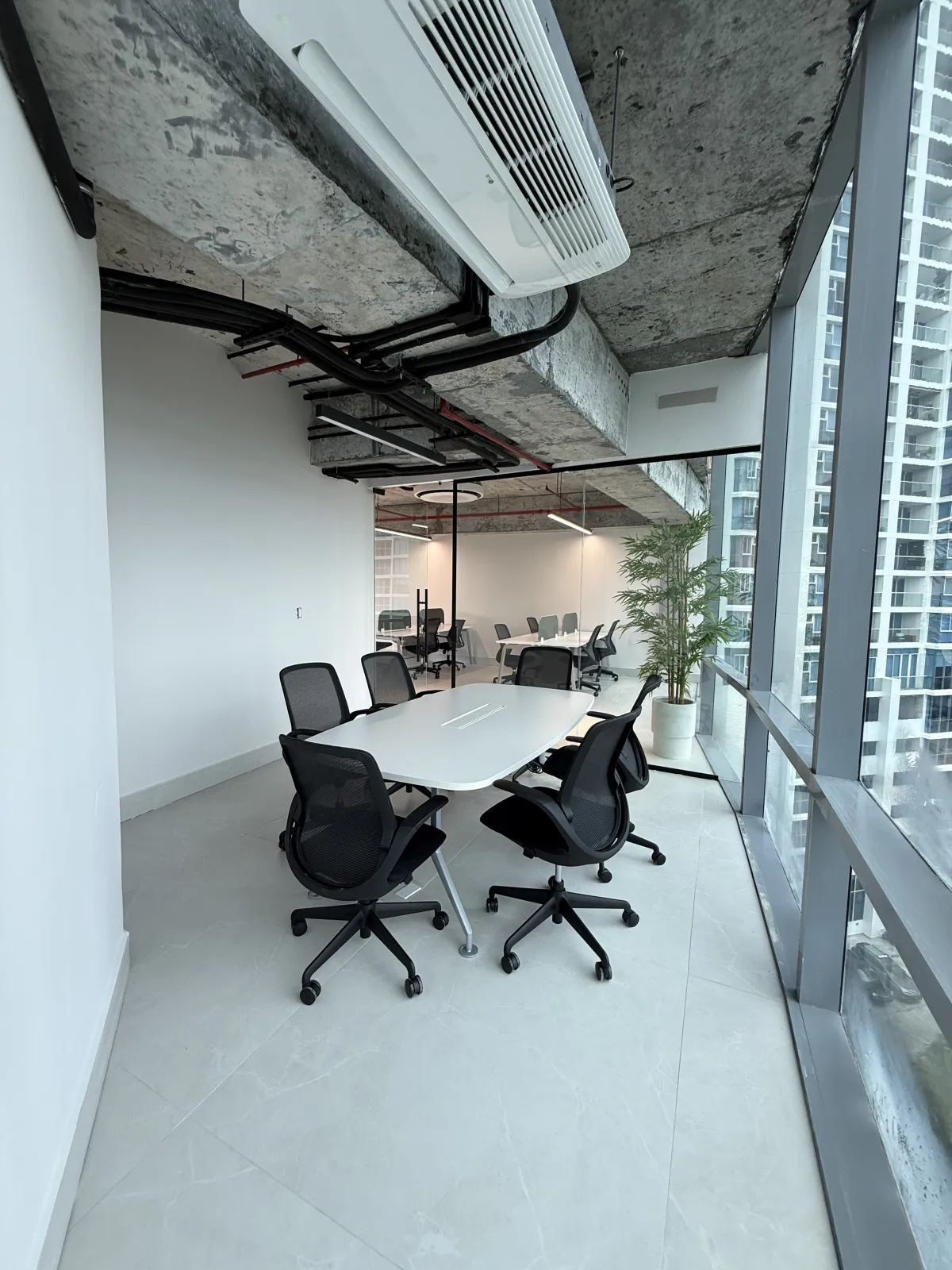 Furnished Corporate Office in PH Financial Park, Costa del Este, 129 m²
