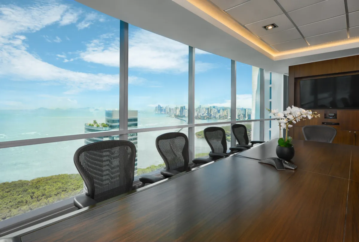 Furnished Corporate Office in PH Financial Park – Costa del Este 188m²