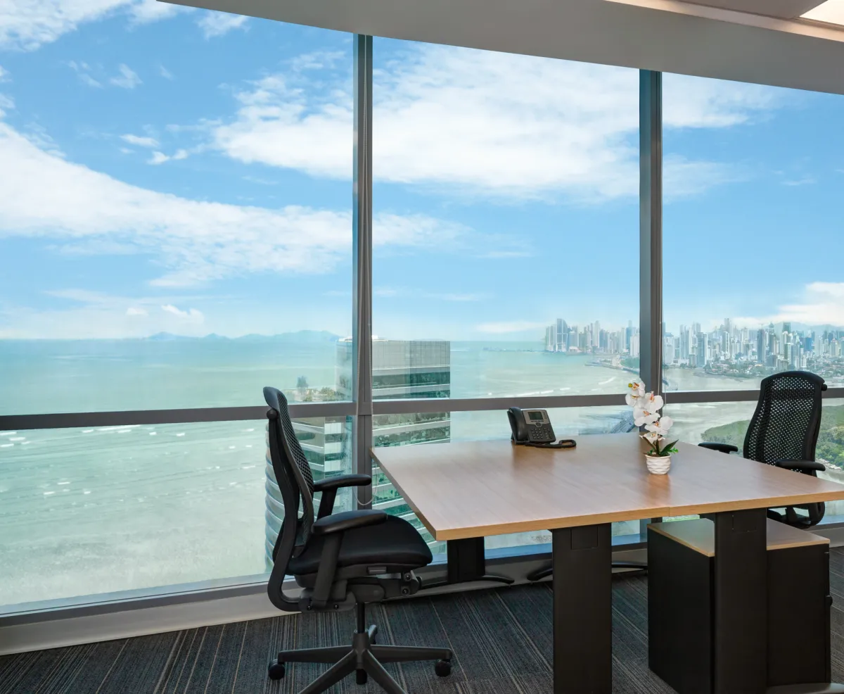 Furnished Corporate Office in PH Financial Park – Costa del Este 188m²