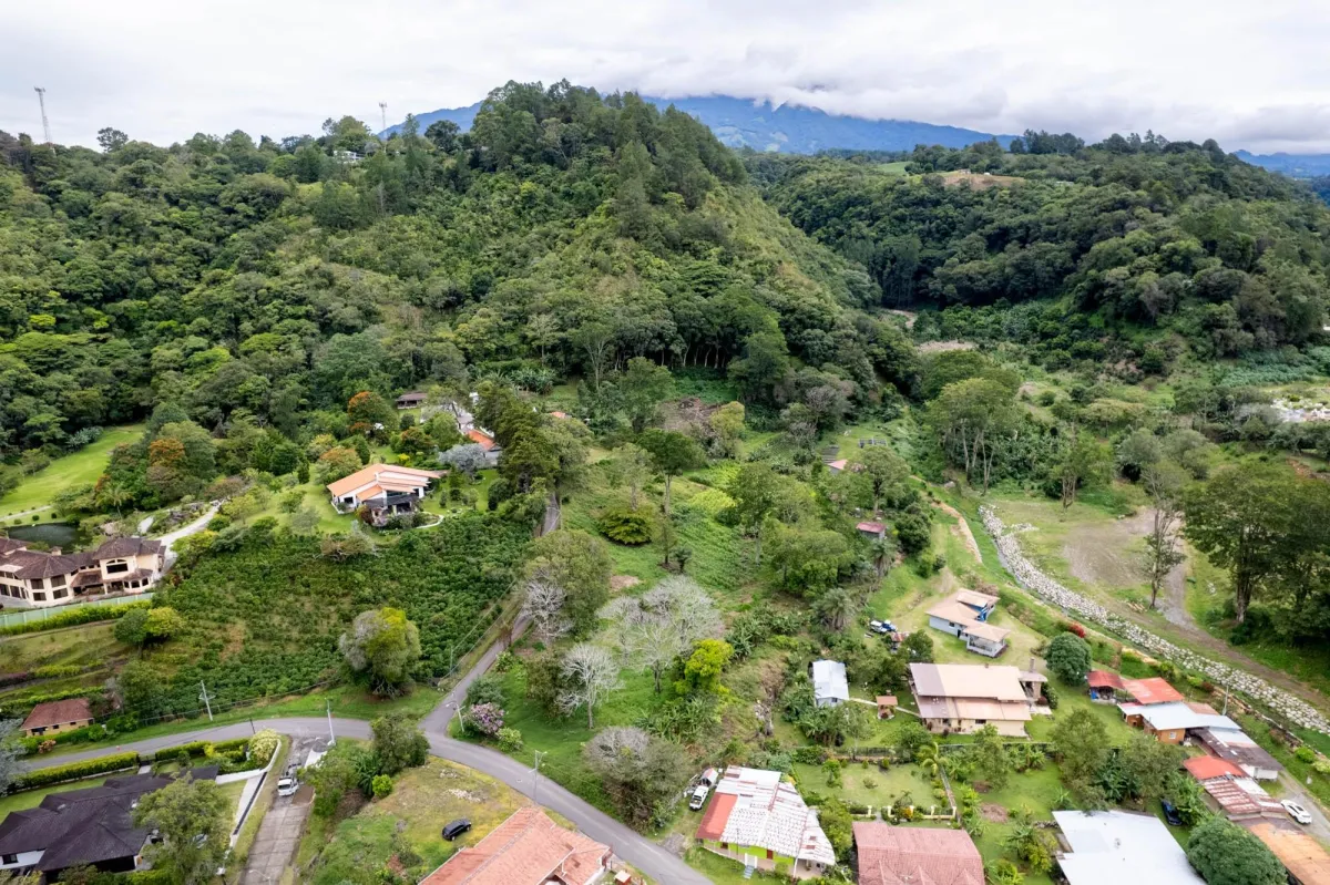 Terreno para Desarrollo en el Centro de Boquete