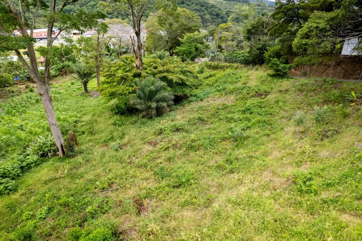 Terreno para Desarrollo en el Centro de Boquete