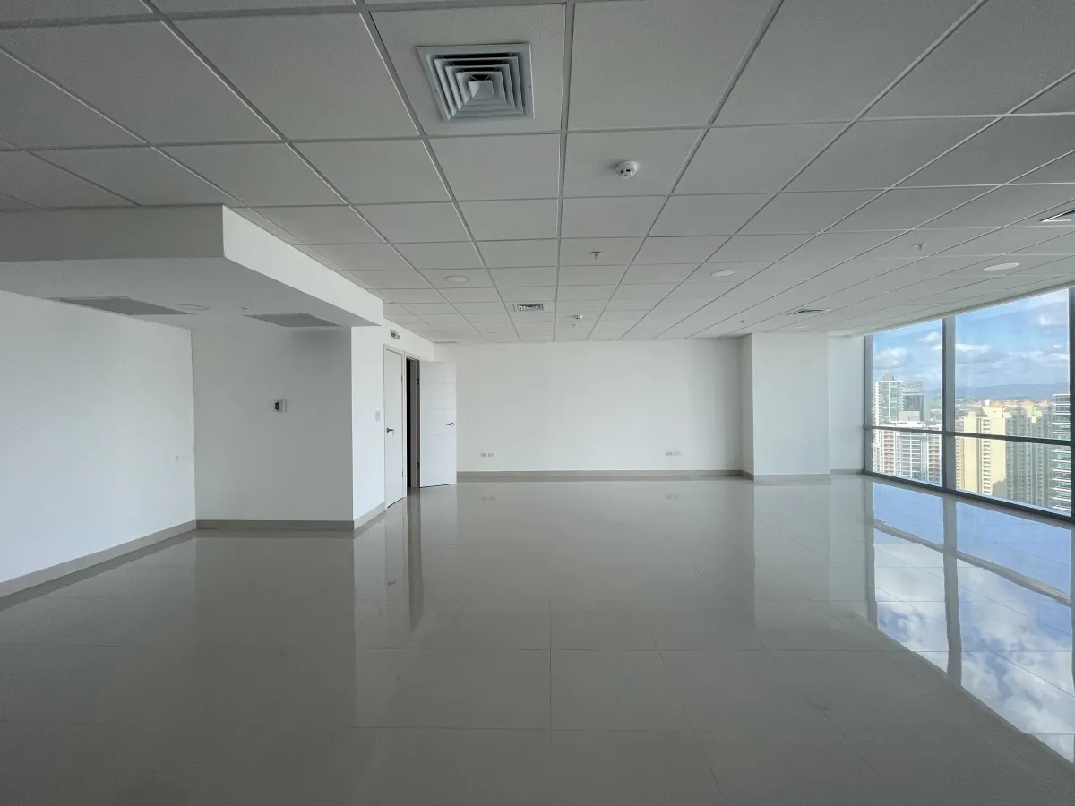 Furnished Corporate Office in PH Financial Park, Costa del Este, 104 m²