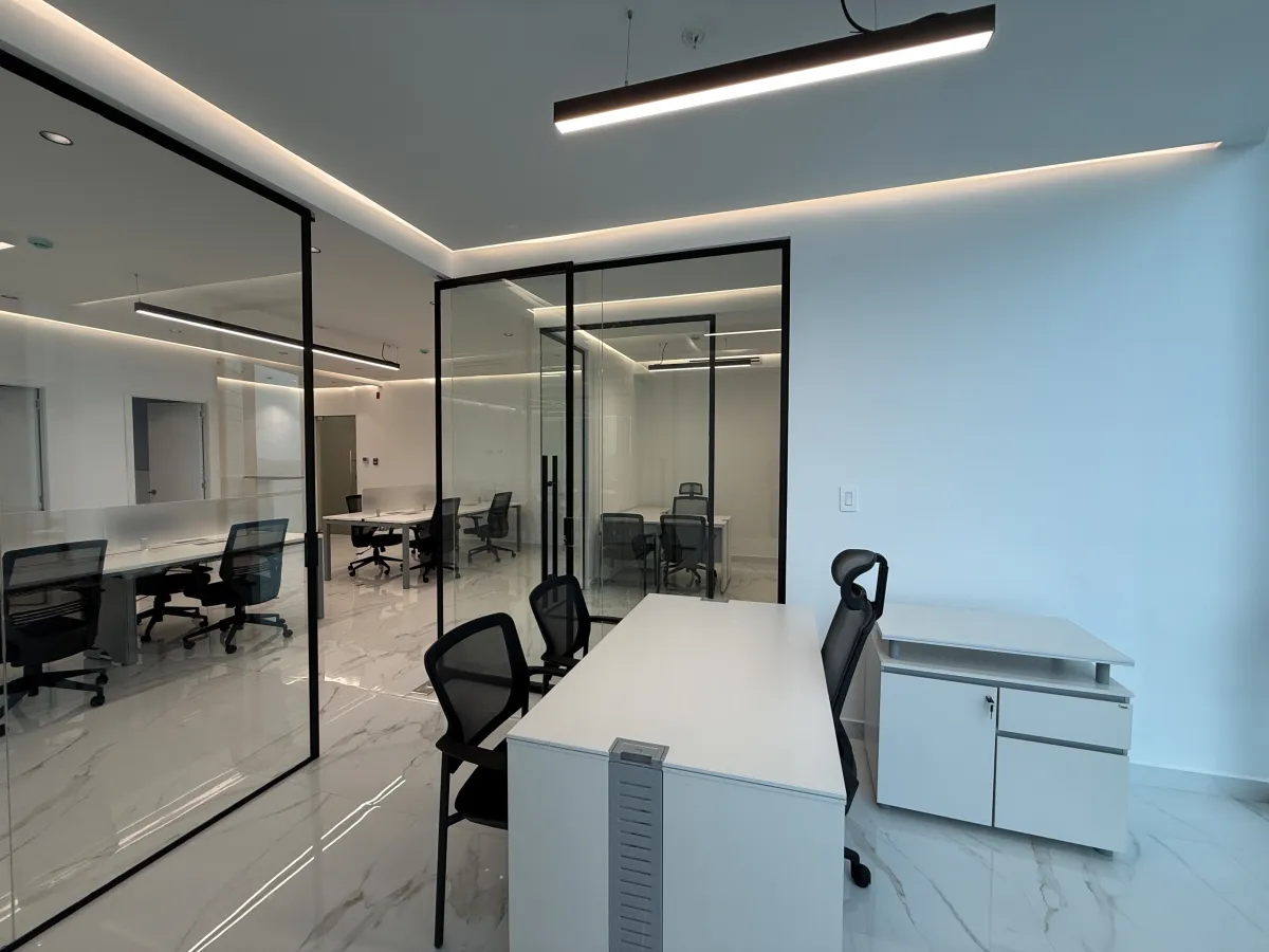 Furnished Corporate Office in PH Financial Park, Costa del Este, 122 m²