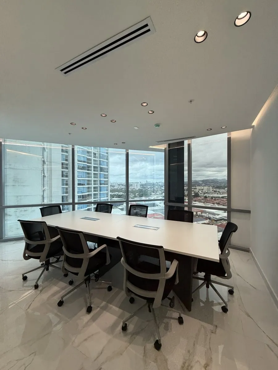 Furnished Corporate Office in PH Financial Park, Costa del Este, 122 m²
