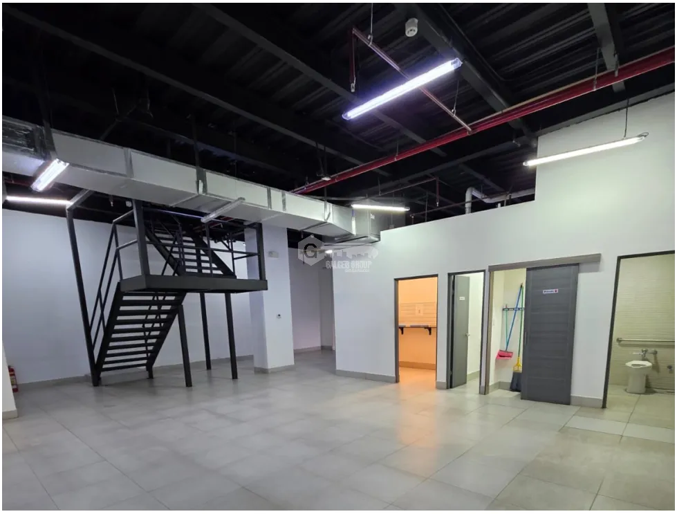 FOR RENT: OFFICE-WAREHOUSE AT PLAZA DEL ESTE CENTER, 398M, 2-LEVEL DIVISIONS