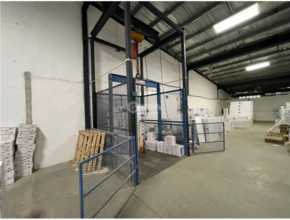 COLON / FREE ZONE / COMMERCIAL WAREHOUSE FRANCE FIELD / 1628M / 2 LEVELS