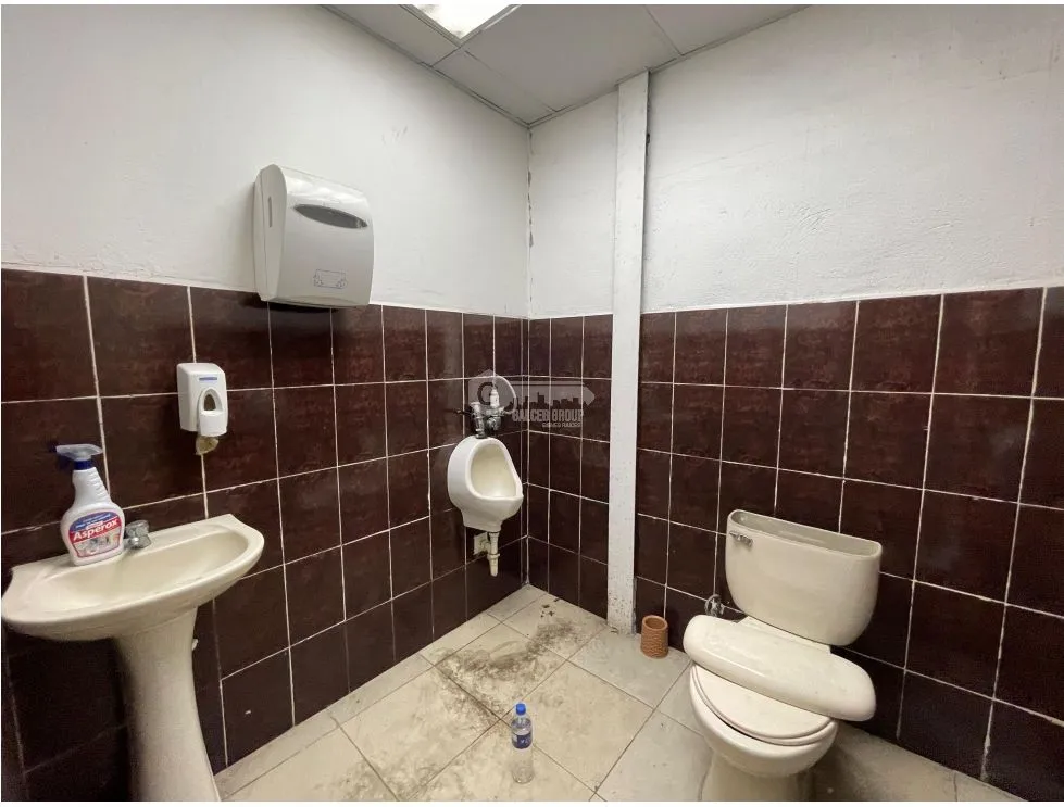 COLON / FREE ZONE / COMMERCIAL WAREHOUSE FRANCE FIELD / 1628M / 2 LEVELS