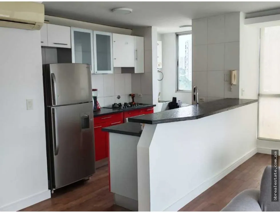 Appartement à Via Porras à louer