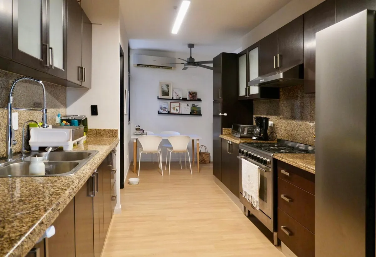 Apartment for sale in Parque del Mar 1