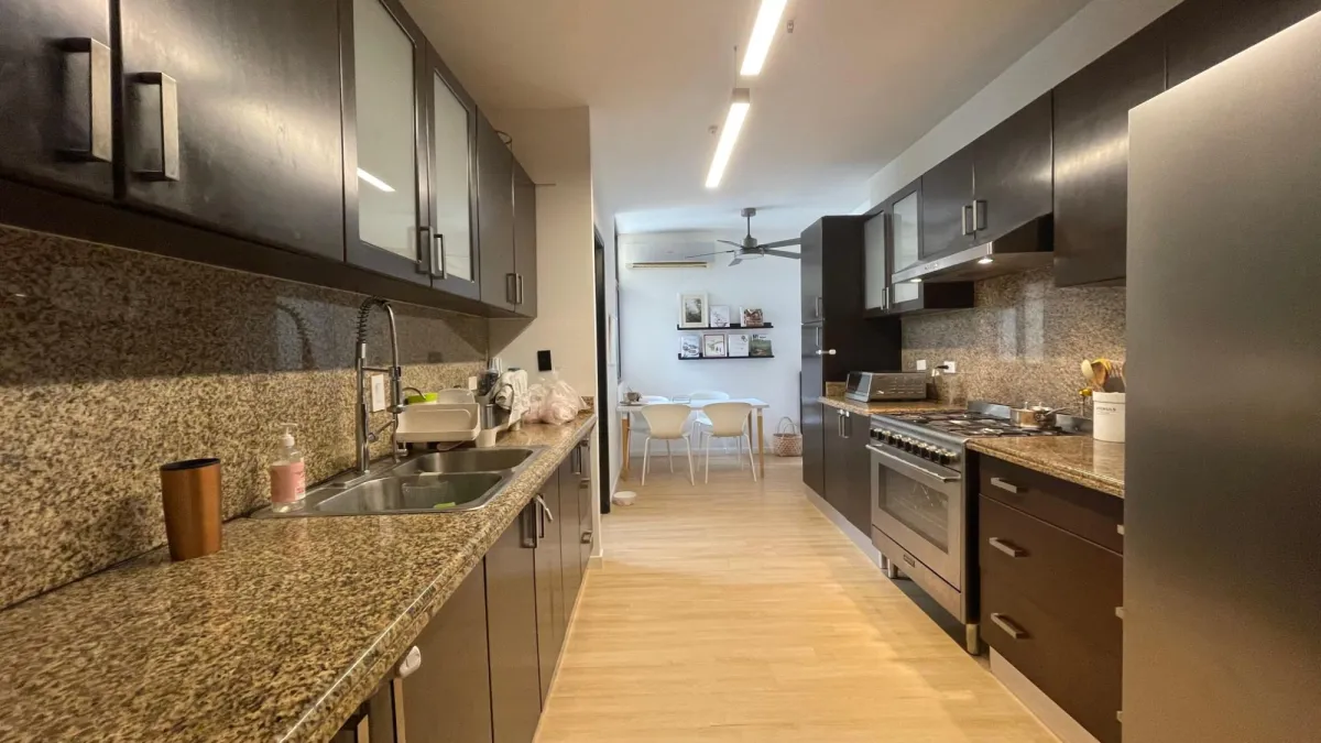 Apartment for sale in Parque del Mar 1