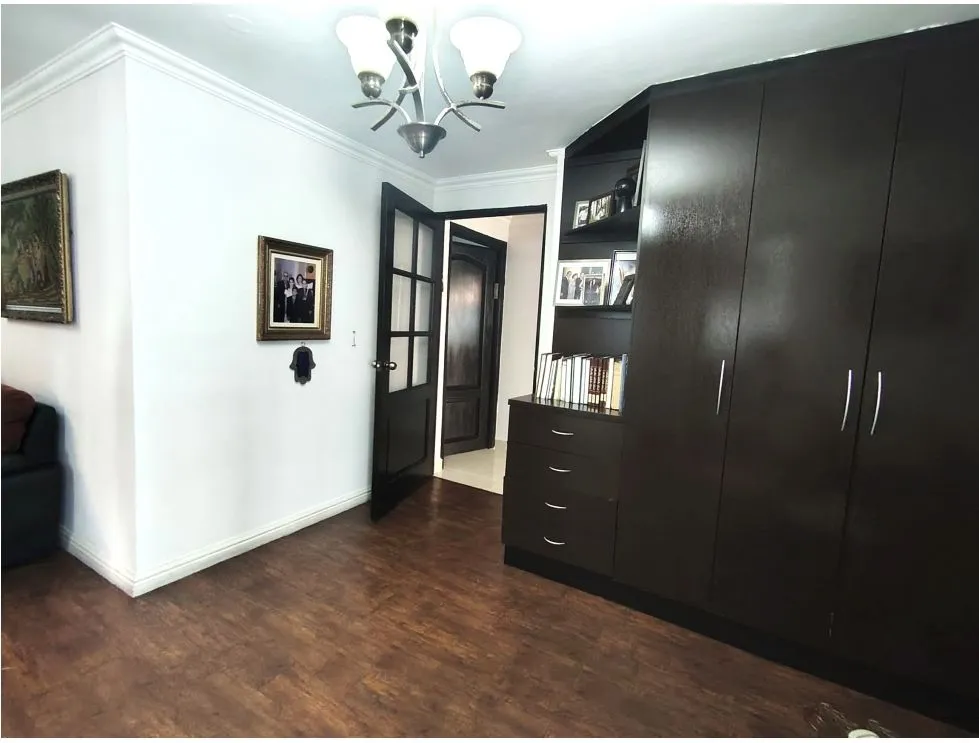 Sale of Furnished Apartment in PH Rocamar, Av. Balboa. EAR