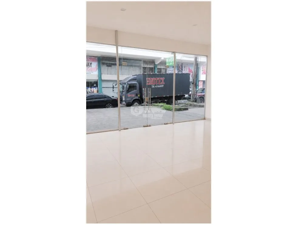 SE ALQUILA EDIFICIO COMERCIAL COLON ZONA LIBRE 630M 3 LOCALES 2 PISOS
