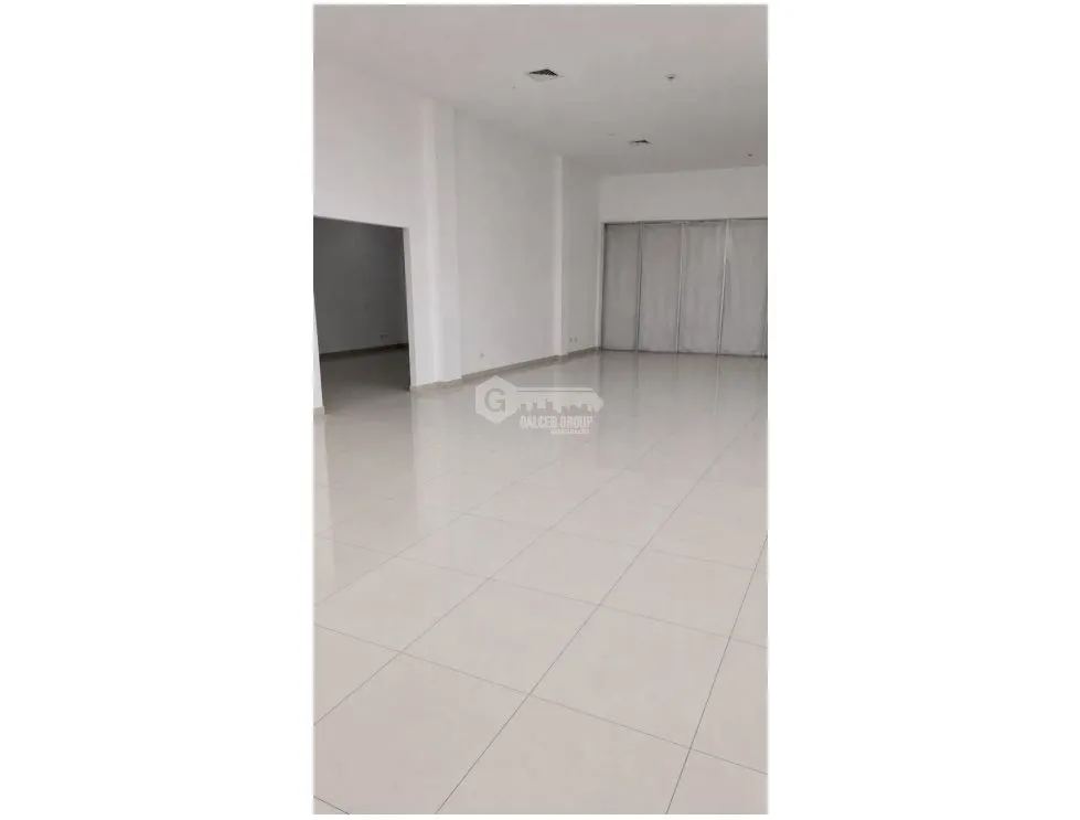 SE ALQUILA EDIFICIO COMERCIAL COLON ZONA LIBRE 630M 3 LOCALES 2 PISOS