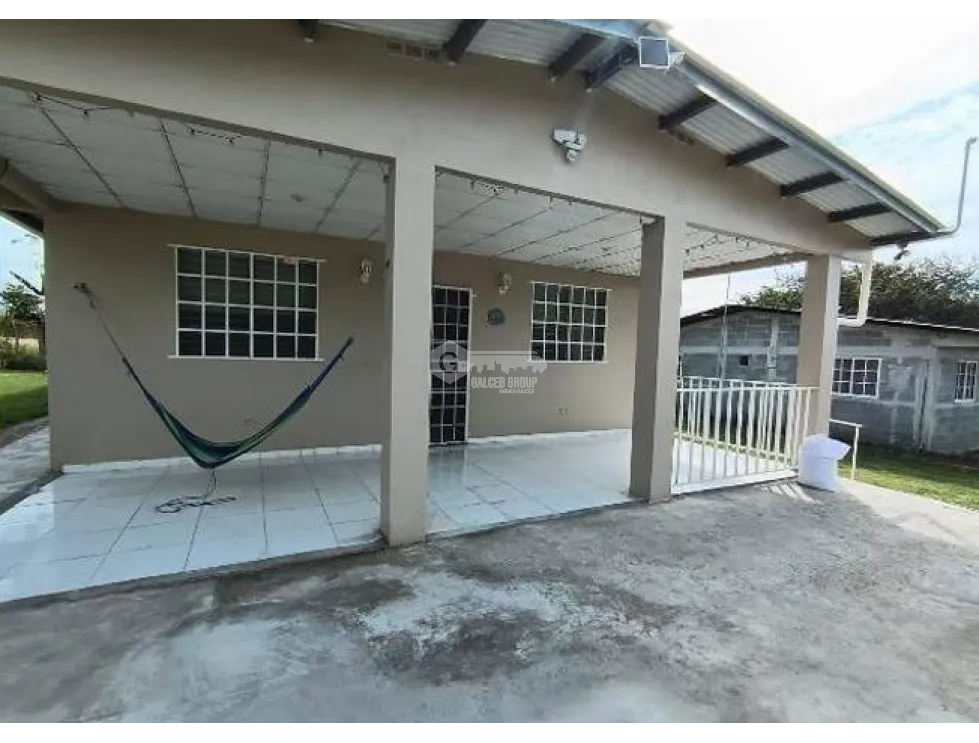 House for Sale in Las Tablas La Tiza - 549 M2 Fully Enclosed