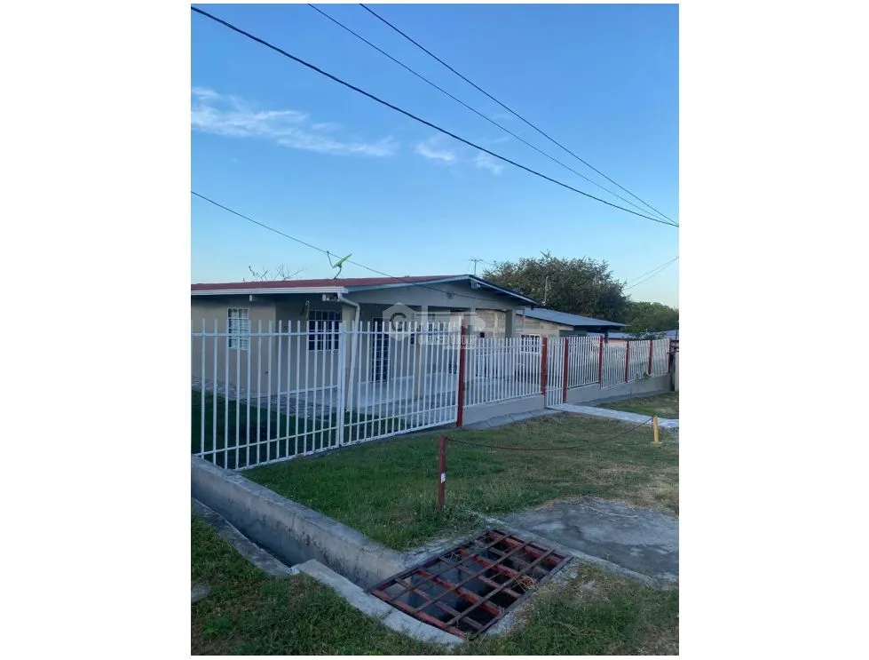 House for Sale in Las Tablas La Tiza - 549 M2 Fully Enclosed
