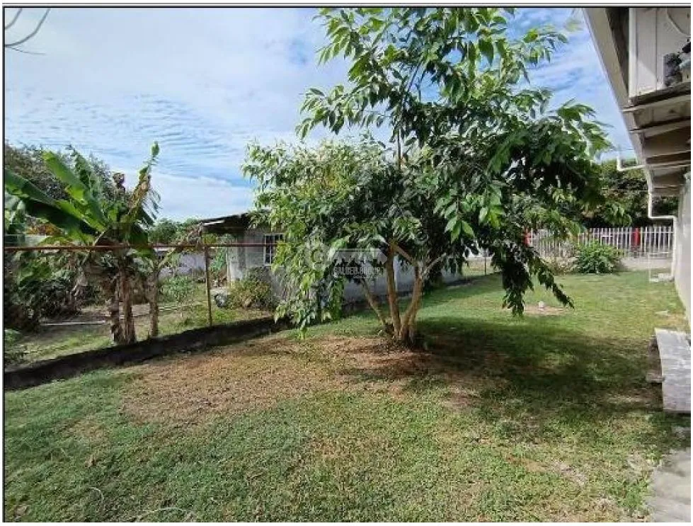 LAS TABLAS / LA TIZA / 3 BEDROOMS / 549 M2 / TERRACE / ENCLOSED