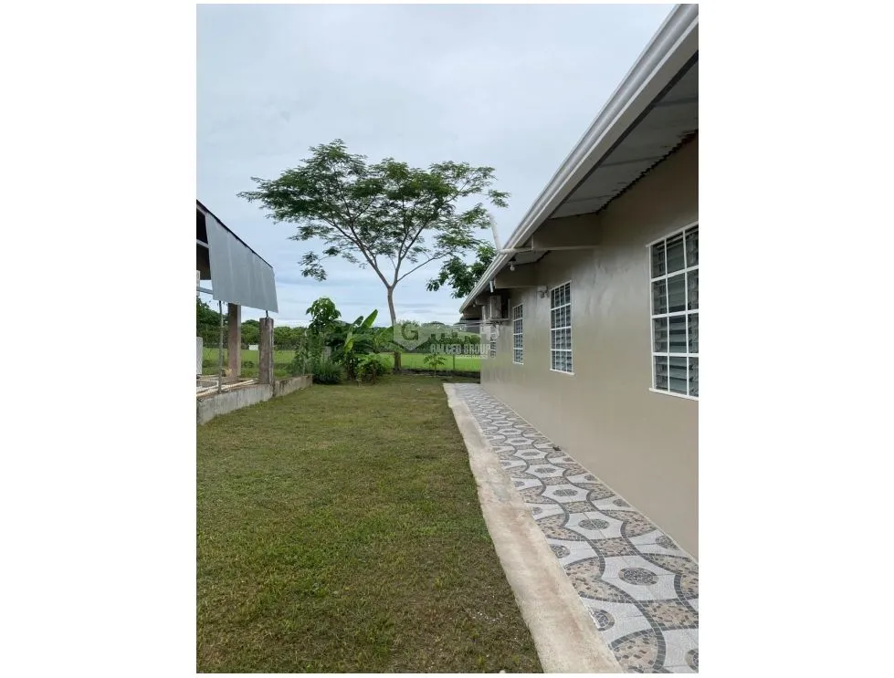 LAS TABLAS / LA TIZA / 3 BEDROOMS / 549 M2 / TERRACE / ENCLOSED