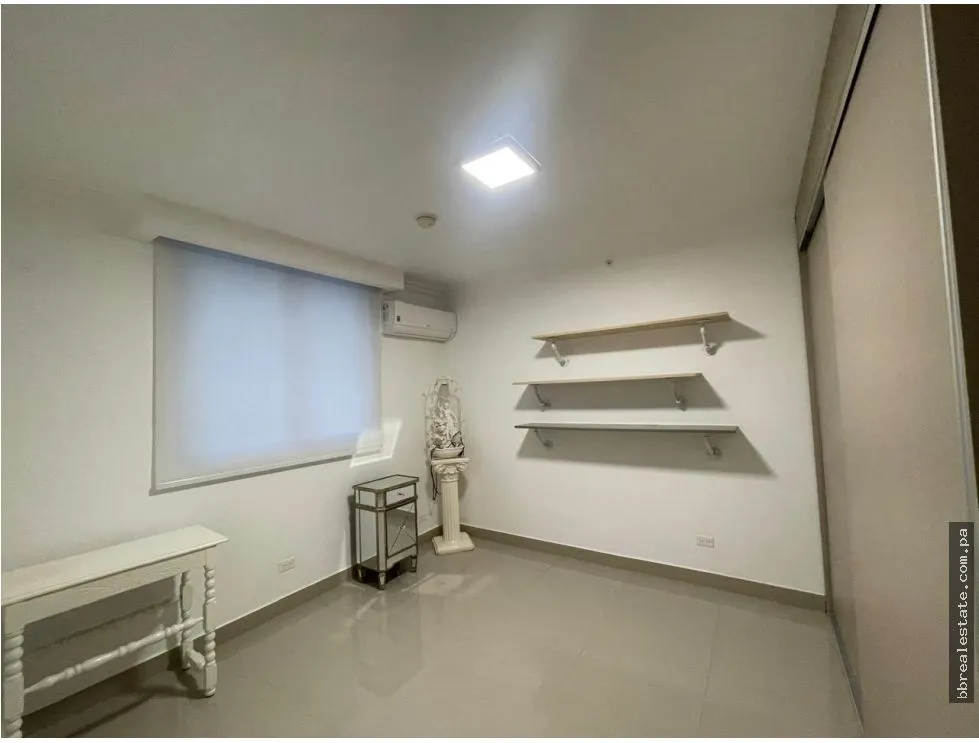 APARTMENT FOR SALE IN OBARRIO, ZAPHIRO CONDOMINIUM