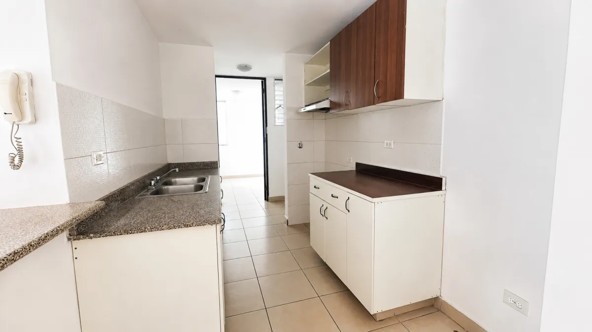 Apartamento en Venta en Transístmica de 2 Recámaras – PH Central Park