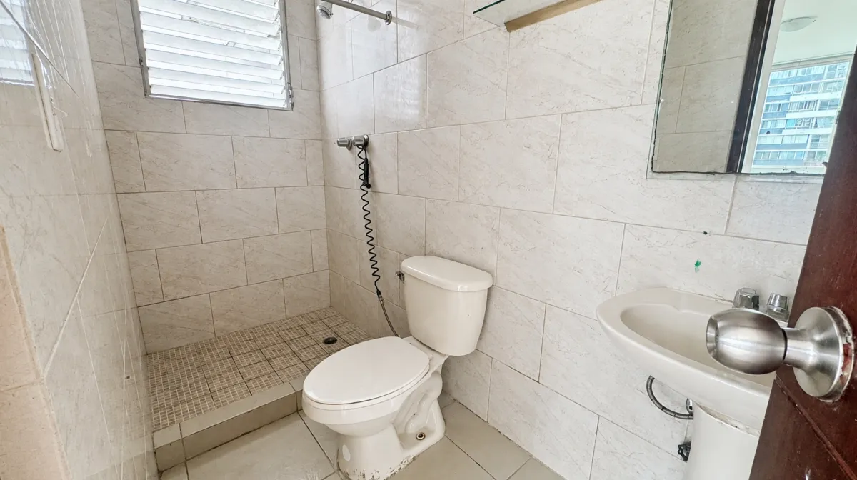 Apartamento en Venta en Transístmica de 2 Recámaras – PH Central Park