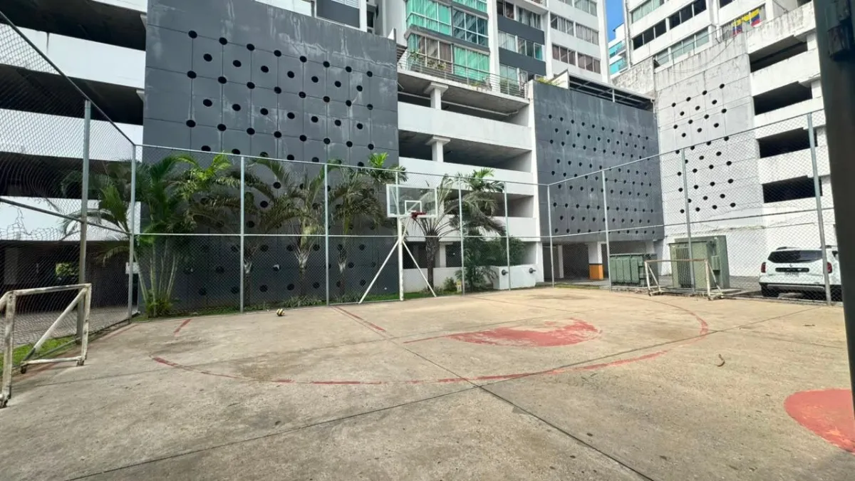 Apartamento en Venta en Transístmica de 2 Recámaras – PH Central Park