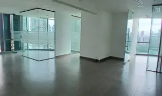 OFFICE FOR RENT 108M2