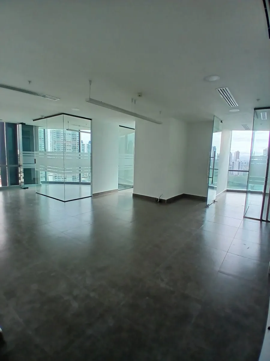 OFFICE FOR RENT 108M2