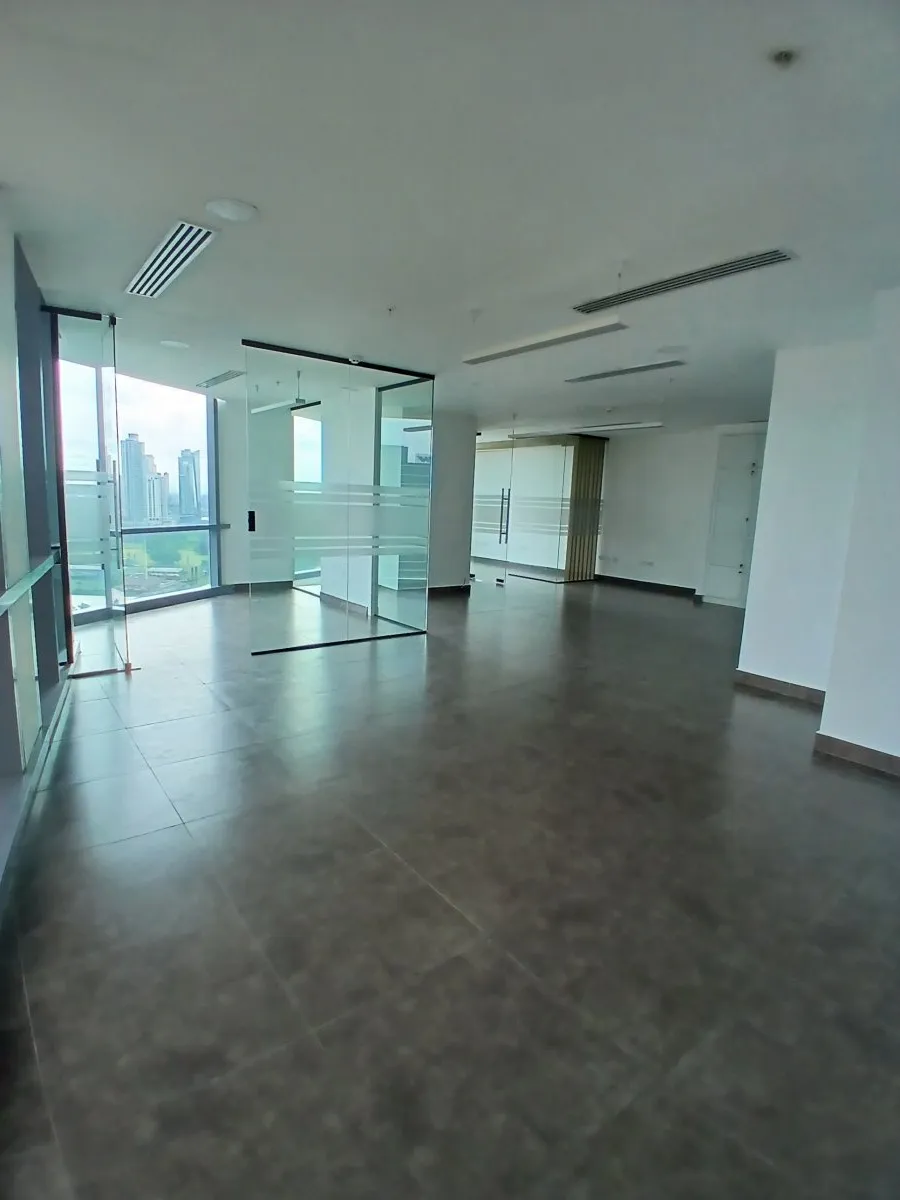 OFFICE FOR RENT 108M2