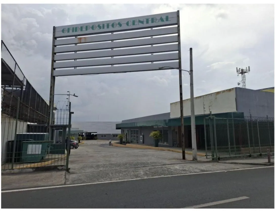 Impulsa tu Empresa en PH Ofidepósitos Central!