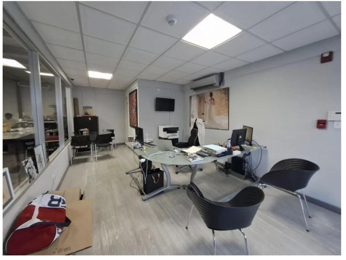 Impulsa tu Empresa en PH Ofidepósitos Central!