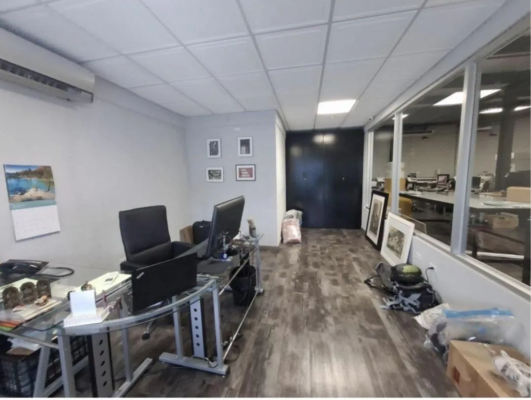 Impulsa tu Empresa en PH Ofidepósitos Central!