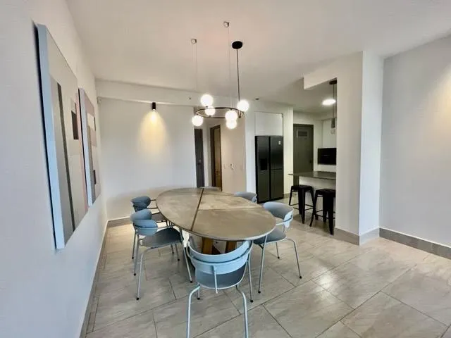EXPLORA PANAMA PACIFICO/ 118m2/ 2Rec/ 2.5 Baños/ 2 Est/ Amoblado