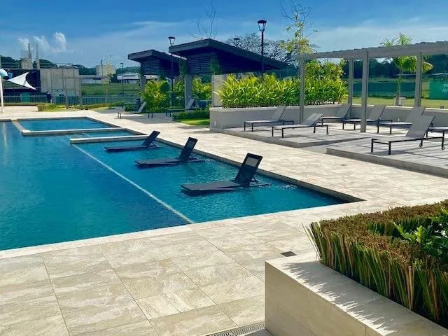 EXPLORA PANAMA PACIFICO/ 118m2/ 2Rec/ 2.5 Baños/ 2 Est/ Amoblado