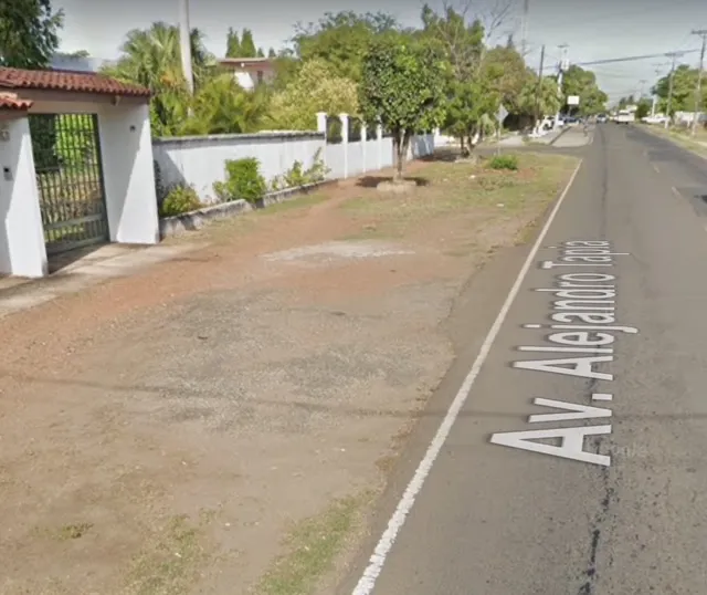 Aguadulce Distrito Cabecera - Lote DOBLE Acceso