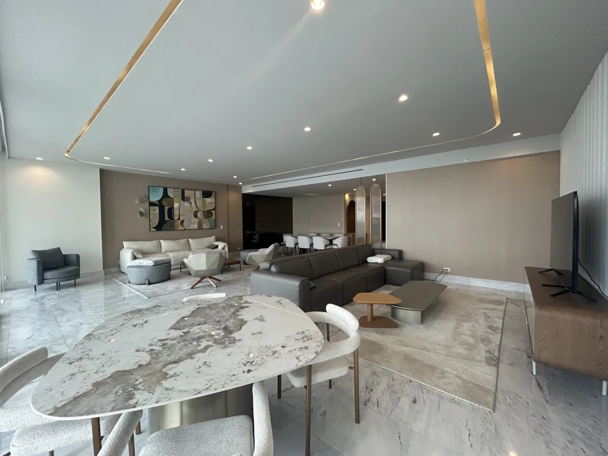 Espectacular Apartamento Amoblado 394 m² The Towers Paitilla Mudanza 15 de Agosto