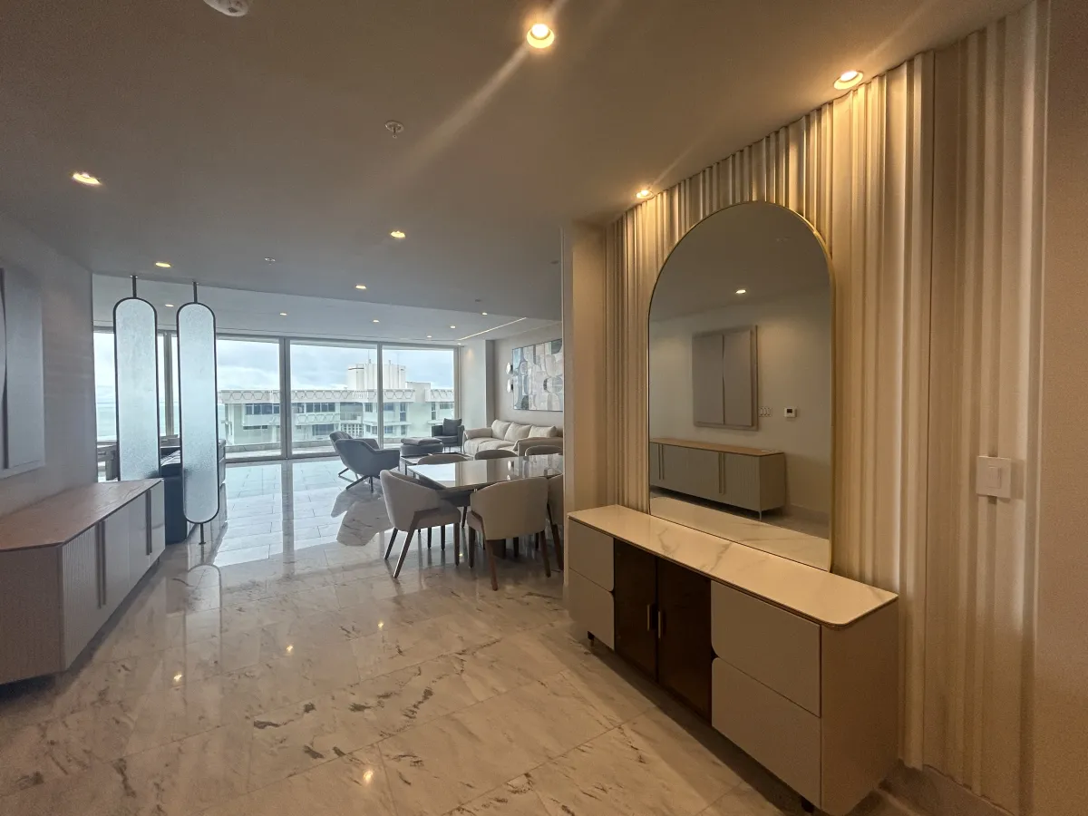 Espectacular Apartamento Amoblado 394 m² The Towers Paitilla Mudanza 15 de Agosto