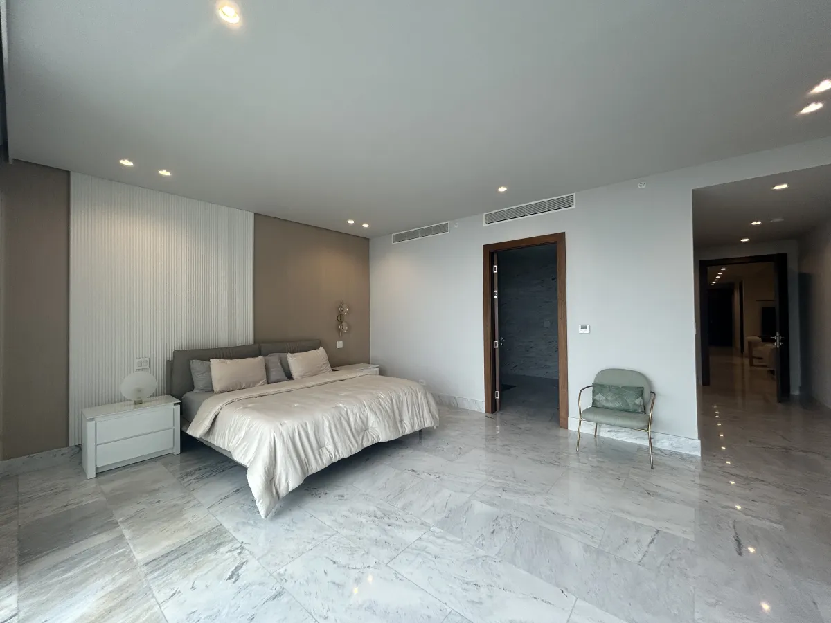 Espectacular Apartamento Amoblado 394 m² The Towers Paitilla Mudanza 15 de Agosto