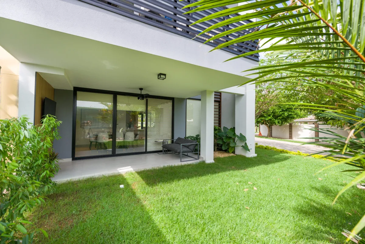 Townhome Exclusivo de 173m² en Imaterra,  Modelo Alere A  ¡Entrega Inmediata!
