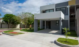 Townhome Exclusivo de 173m² en Imaterra,  Modelo Alere A  ¡Entrega Inmediata!