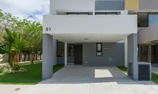 Espacioso Townhome 183m² en Imaterra Modelo Alere B ¡Entrega Inmediata!
