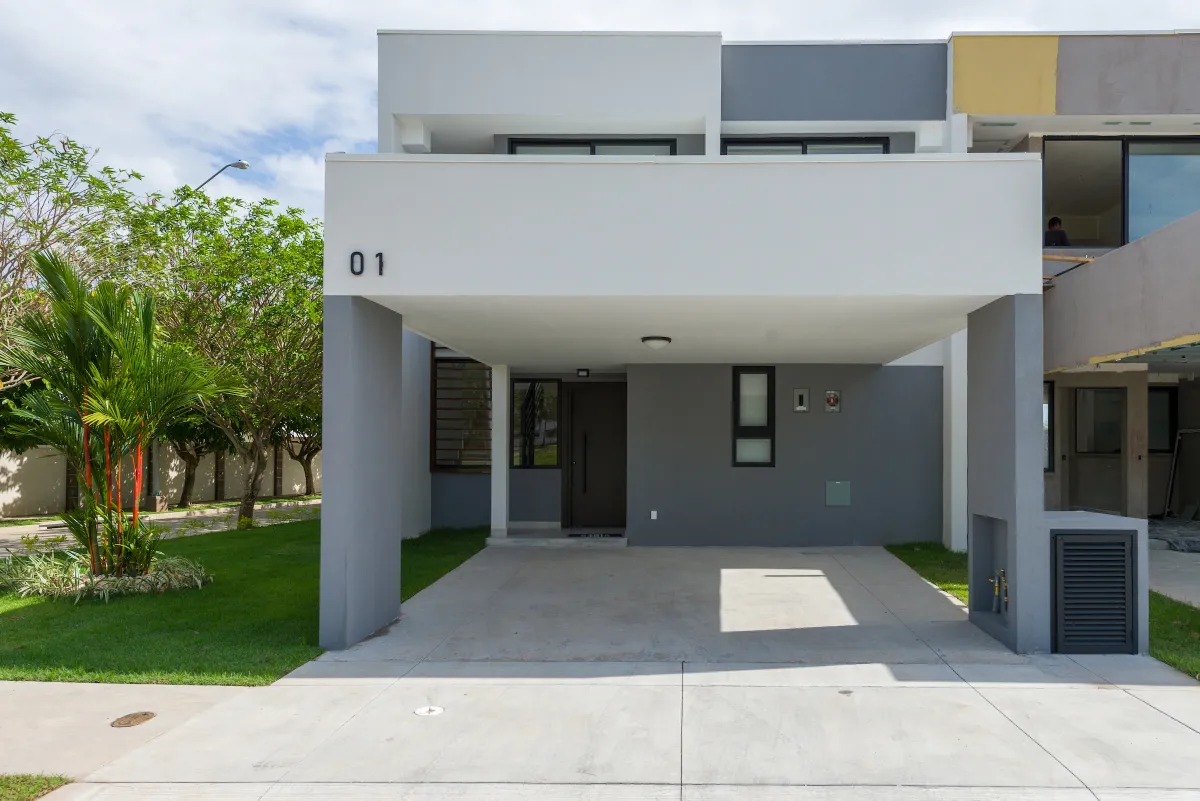 Exclusivos Townhomes Premium en Imaterra Modelos Alere C1 y C2  ¡Entrega Inmediata!