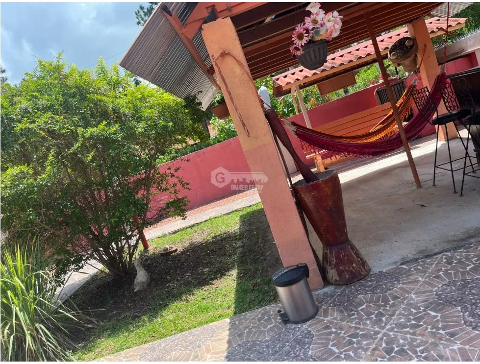 SE VENDE CASA EN CHAME LA PAZ  538 M2  COMPLETAMENTE CERCADA