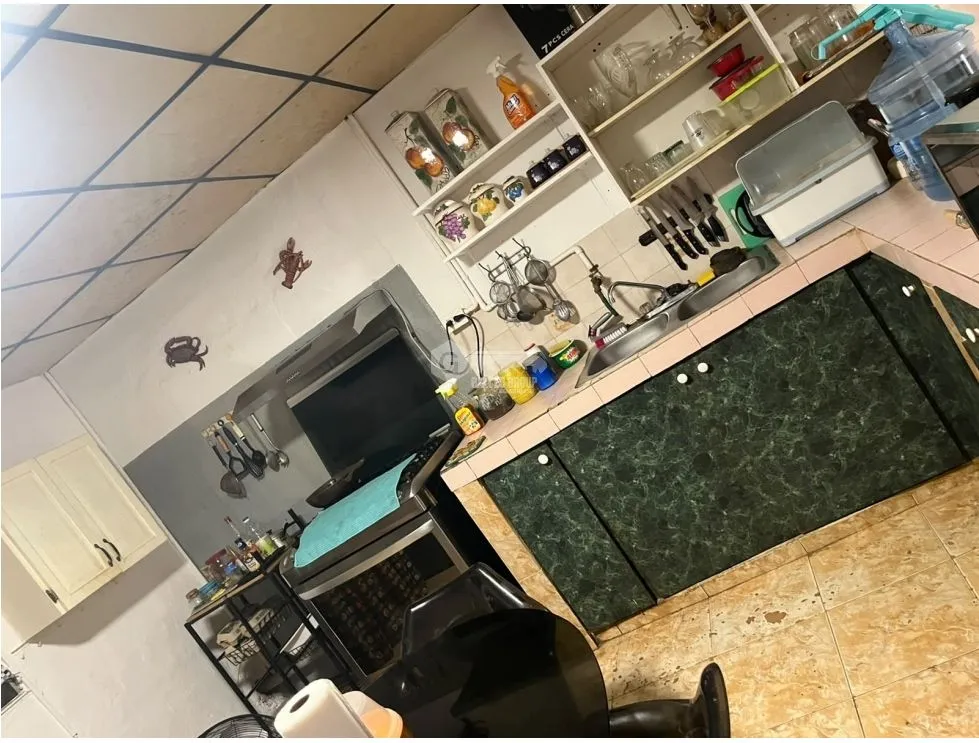 SE VENDE CASA EN CHAME LA PAZ  538 M2  COMPLETAMENTE CERCADA