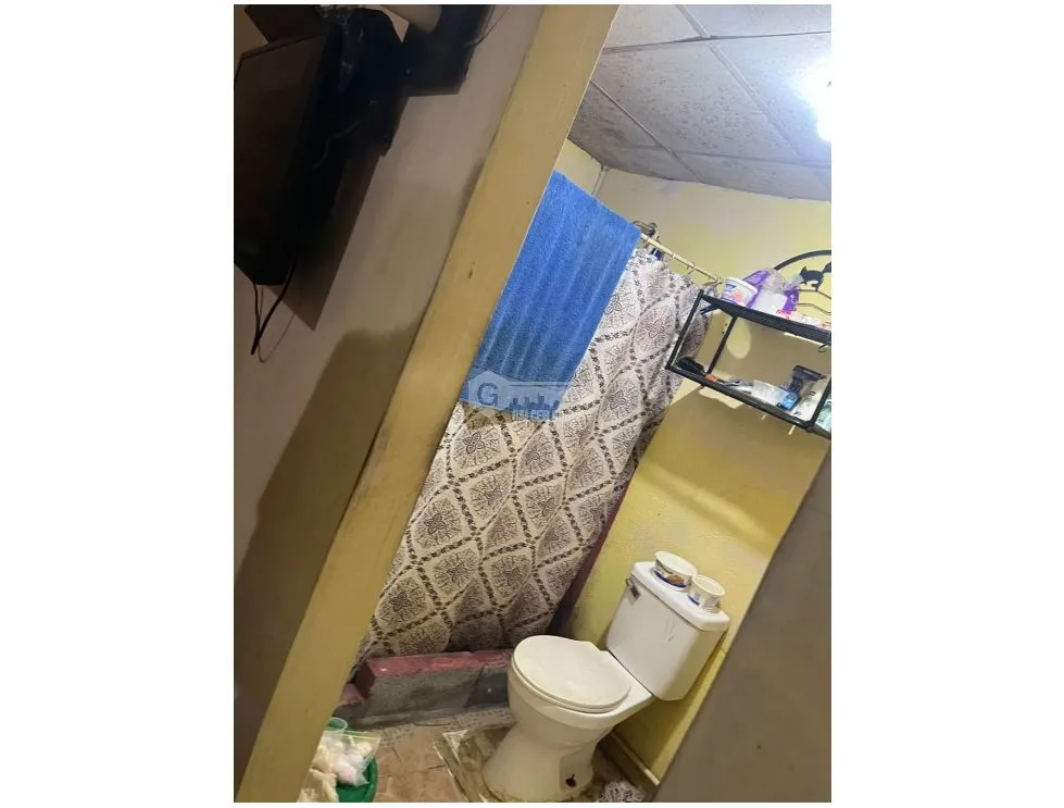 SE VENDE CASA EN CHAME LA PAZ  538 M2  COMPLETAMENTE CERCADA